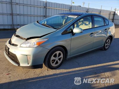 2015 TOYOTA PRIUS FOUR JTDKN3DU8F1930336 - główne zdjęcie licytacji z USA - miniatura