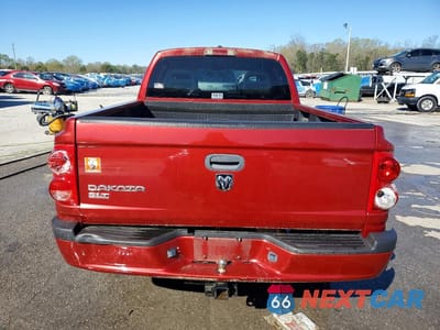 Zdjęcie 6 z 12 samochodu: 2007 DODGE DAKOTA QUAD SLT VIN:1D7HE48K57S117692 - miniatura