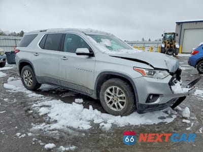 Czwarte zdjęcie samochodu z boku: 2019 CHEVROLET TRAVERSE LT VIN:1GNEVGKW3KJ222876 - miniatura