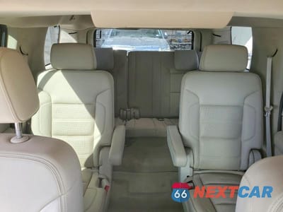 Zdjęcie 10 z 13 samochodu: 2017 GMC YUKON DENALI VIN:1GKS2CKJ7HR130444 - miniatura