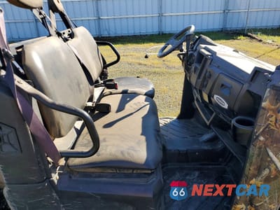 Piąte zdjęcie samochodu w środku: 2014 POLARIS RANGER 900 XP VIN:4XAUH88A1EG348000 - miniatura