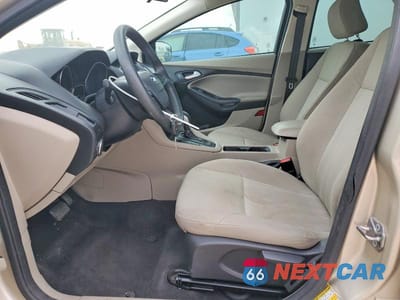 Zdjęcie 7 z 12 samochodu: 2017 FORD FOCUS SE VIN:1FADP3FE6HL292903 - miniatura