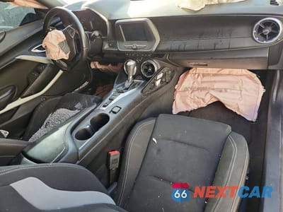 Zdjęcie 8 z 13 samochodu: 2018 CHEVROLET CAMARO LT VIN:1G1FB1RS4J0189664 - miniatura