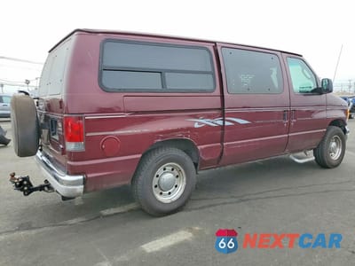 Trzecie zdjęcie samochodu z tyłu: 2004 FORD ECONOLINE E250 VAN VIN:1FDNE24L84HA08860 - miniatura