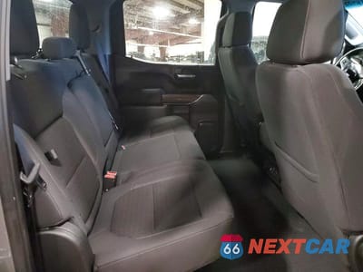 Zdjęcie 10 z 12 samochodu: 2021 CHEVROLET SILVERADO K1500 RST VIN:3GCUYEED7MG383147 - miniatura