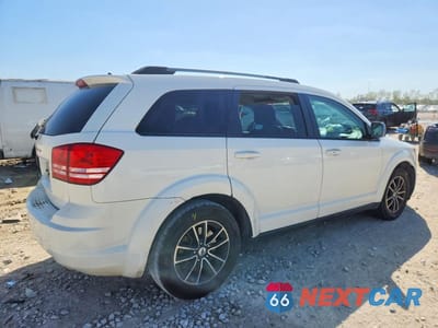 Trzecie zdjęcie samochodu z tyłu: 2018 DODGE JOURNEY SE VIN:3C4PDCAB0JT302042 - miniatura