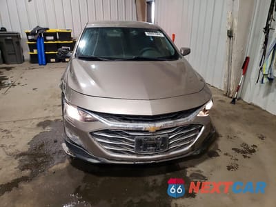 Piąte zdjęcie samochodu w środku: 2022 CHEVROLET MALIBU LT VIN:1G1ZD5ST0NF140188 - miniatura