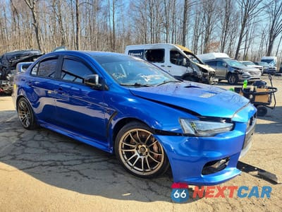 Czwarte zdjęcie samochodu z boku: 2011 MITSUBISHI LANCER EVOLUTION MR VIN:JA32W5FV2BU014600 - miniatura