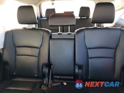 Zdjęcie 10 z 13 samochodu: 2021 HONDA PILOT EX VIN:5FNYF6H59MB032179 - miniatura
