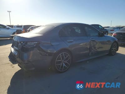 Trzecie zdjęcie samochodu z tyłu: 2022 MERCEDES-BENZ C 300 VIN:W1KAF4GBXNR048955 - miniatura