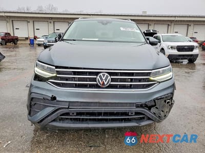 Piąte zdjęcie samochodu w środku: 2024 VOLKSWAGEN TIGUAN VIN:3VV3B7AXXRM058883 - miniatura