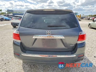 Zdjęcie 6 z 13 samochodu: 2013 TOYOTA HIGHLANDER BASE VIN:5TDBK3EH9DS235034 - miniatura
