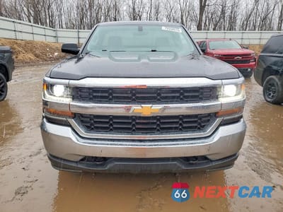 Piąte zdjęcie samochodu w środku: 2016 CHEVROLET SILVERADO K1500 VIN:1GCNKNEC3GZ107257 - miniatura
