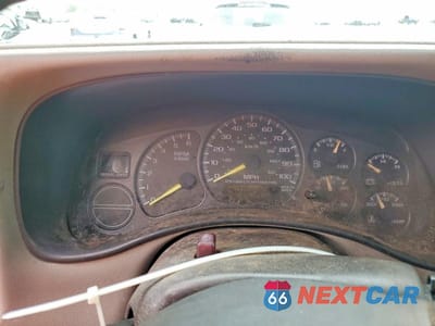 Zdjęcie 9 z 12 samochodu: 1999 GMC NEW SIERRA C1500 VIN:1GTEC14V2XZ512471 - miniatura