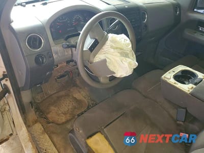 Zdjęcie 8 z 12 samochodu: 2004 FORD F150 VIN:1FTPX14544NB93672 - miniatura