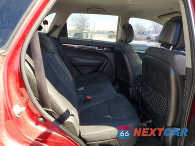 Zdjęcie 11 z 13 samochodu: 2014 KIA SORENTO LX VIN:5XYKT4A67EG463765 - miniatura