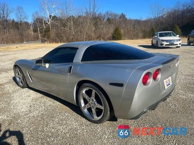 Trzecie zdjęcie samochodu z tyłu: 2005 CHEVROLET CORVETTE VIN:1G1YY24U355100830 - miniatura