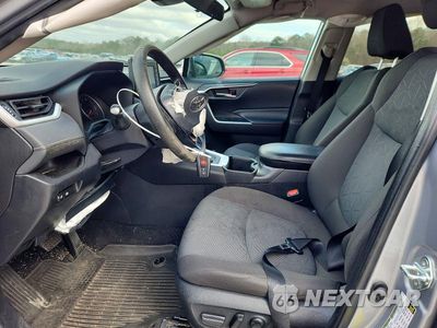 Zdjęcie 7 z 11 samochodu: 2022 TOYOTA RAV4 XLE VIN:2T3W1RFV8NC184364 - miniatura