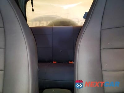 Zdjęcie 10 z 13 samochodu: 2000 JEEP WRANGLER / TJ SAHARA VIN:1J4FA59SXYP782863 - miniatura