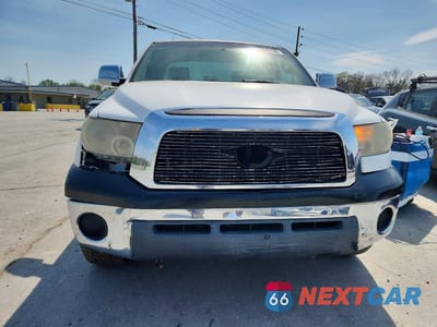 Piąte zdjęcie samochodu w środku: 2008 TOYOTA TUNDRA GRADE VIN:5TFRU54198X012274 - miniatura