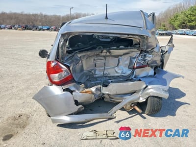 Zdjęcie 6 z 12 samochodu: 2008 HONDA FIT SPORT VIN:JHMGD38688S029242 - miniatura