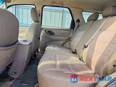 Zdjęcie 11 z 13 samochodu: 2006 FORD ESCAPE XLT VIN:1FMYU93136KD04769 - miniatura