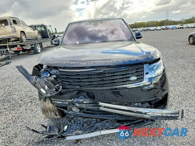 Piąte zdjęcie samochodu w środku: 2023 LAND ROVER RANGE ROVER SE VIN:SALKPBE7XPA022767 - miniatura