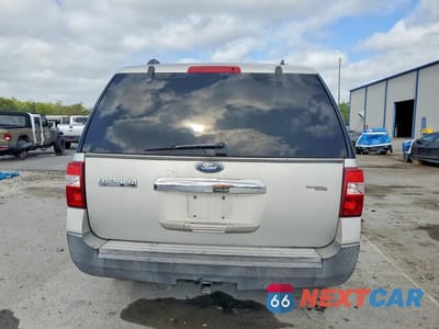 Zdjęcie 6 z 12 samochodu: 2007 FORD EXPEDITION EL XLT VIN:1FMFK15517LA18980 - miniatura