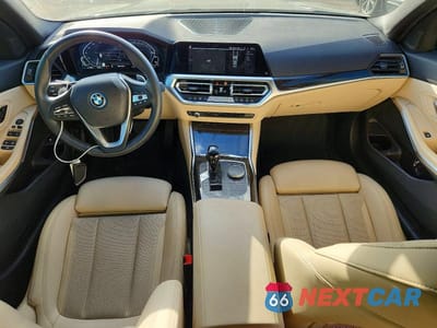 Zdjęcie 8 z 12 samochodu: 2022 BMW 330E VIN:3MW5P7J01N8C43108 - miniatura