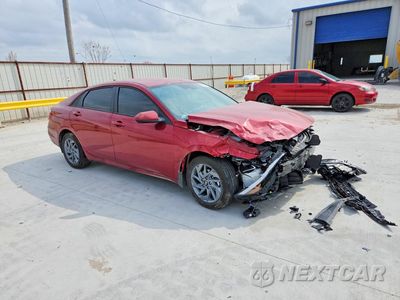 Czwarte zdjęcie samochodu z boku: 2025 HYUNDAI ELANTRA HYBRID BLUE VIN:KMHLM4DJ1SU174047 - miniatura