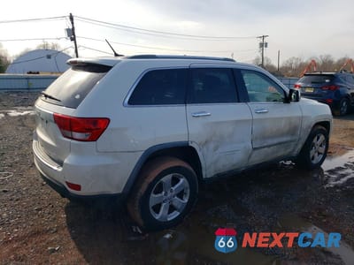 Trzecie zdjęcie samochodu z tyłu: 2011 JEEP GRAND CHEROKEE LIMITED VIN:1J4RR5GG3BC745351 - miniatura