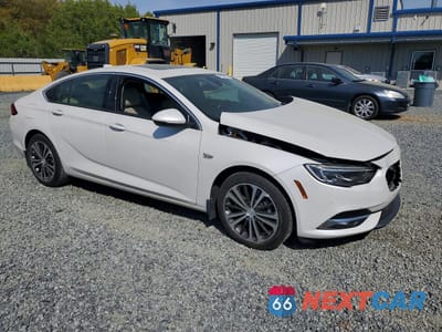 Czwarte zdjęcie samochodu z boku: 2018 BUICK REGAL VIN:W04GP6SX5J1158962 - miniatura