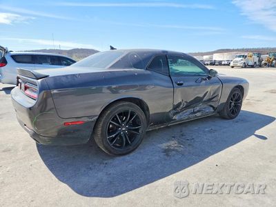 Trzecie zdjęcie samochodu z tyłu: 2018 DODGE CHALLENGER SXT VIN:2C3CDZAG3JH192064 - miniatura