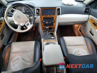 Zdjęcie 8 z 14 samochodu: 2008 JEEP GRAND CHEROKEE LIMITED VIN:1J8HR58N68C128249 - miniatura