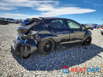 Trzecie zdjęcie samochodu z tyłu: 2025 TOYOTA GR COROLLA CORE VIN:JTNABAAE4SA020419 - miniatura