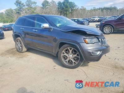 Czwarte zdjęcie samochodu z boku: 2020 JEEP GRAND CHEROKEE LIMITED VIN:1C4RJEBG6LC211976 - miniatura