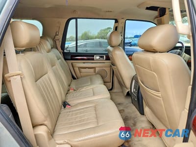 Zdjęcie 11 z 13 samochodu: 2005 LINCOLN NAVIGATOR VIN:5LMFU27585LJ19201 - miniatura