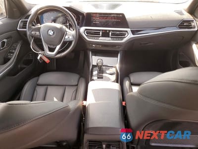 Zdjęcie 8 z 12 samochodu: 2019 BMW 330I VIN:WBA5R1C53KAK10451 - miniatura