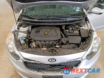 Zdjęcie 11 z 12 samochodu: 2016 KIA FORTE LX VIN:KNAFK4A63G5487218 - miniatura