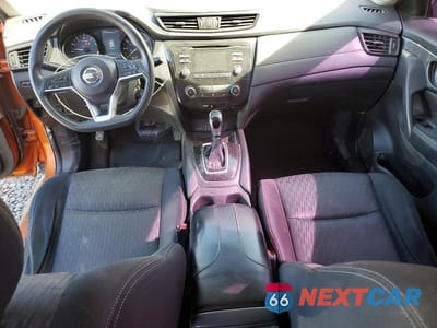 Zdjęcie 8 z 13 samochodu: 2017 NISSAN ROGUE S VIN:JN8AT2MV1HW002446 - miniatura