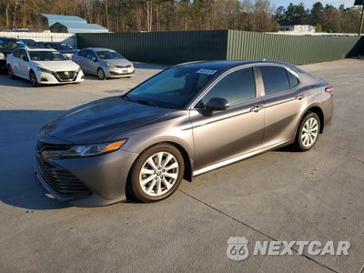 2020 TOYOTA CAMRY LE 4T1C11AK6LU376890 - główne zdjęcie licytacji z USA - miniatura