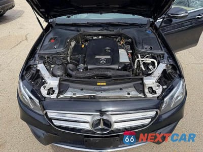 Zdjęcie 7 z 12 samochodu: 2019 MERCEDES-BENZ E 300 4MATIC VIN:WDDZF4KB8KA573789 - miniatura