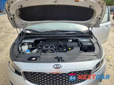 Zdjęcie 12 z 12 samochodu: 2018 KIA SEDONA LX VIN:KNDMB5C18J6397761 - miniatura