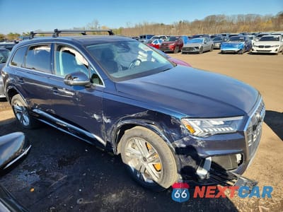 Czwarte zdjęcie samochodu z boku: 2023 AUDI Q7 PREMIUM VIN:WA1AXBF74PD025402 - miniatura