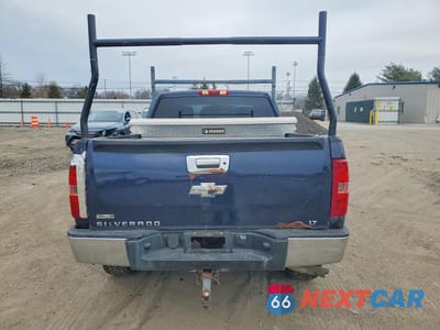 Zdjęcie 6 z 11 samochodu: 2010 CHEVROLET SILVERADO K1500 LT VIN:1GCSKSE3XAZ145075 - miniatura