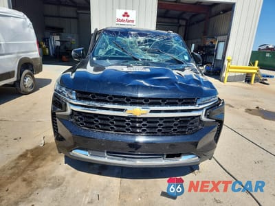 Piąte zdjęcie samochodu w środku: 2024 CHEVROLET SUBURBAN C1500 LS VIN:1GNSCBKD0RR108100 - miniatura