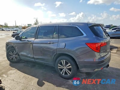 Drugie zdjęcie samochodu z przodu: 2018 HONDA PILOT EX VIN:5FNYF5H30JB006588 - miniatura