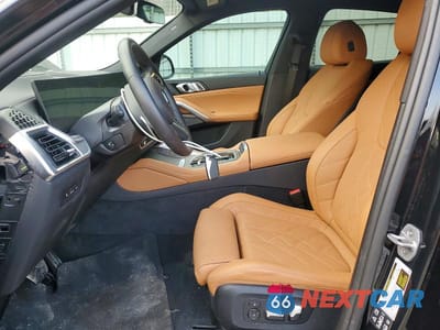 Zdjęcie 7 z 12 samochodu: 2025 BMW X6 XDRIVE40I VIN:5UX33EX05S9Z93693 - miniatura