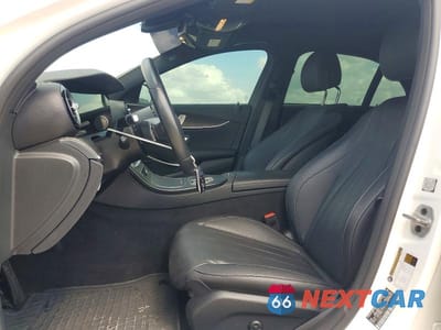 Zdjęcie 7 z 12 samochodu: 2023 MERCEDES-BENZ E 350 4MATIC VIN:W1KZF8EB7PB099600 - miniatura