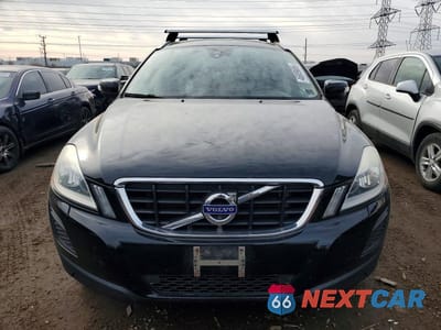 Piąte zdjęcie samochodu w środku: 2013 VOLVO XC60 3.2 VIN:YV4952DZ0D2429188 - miniatura